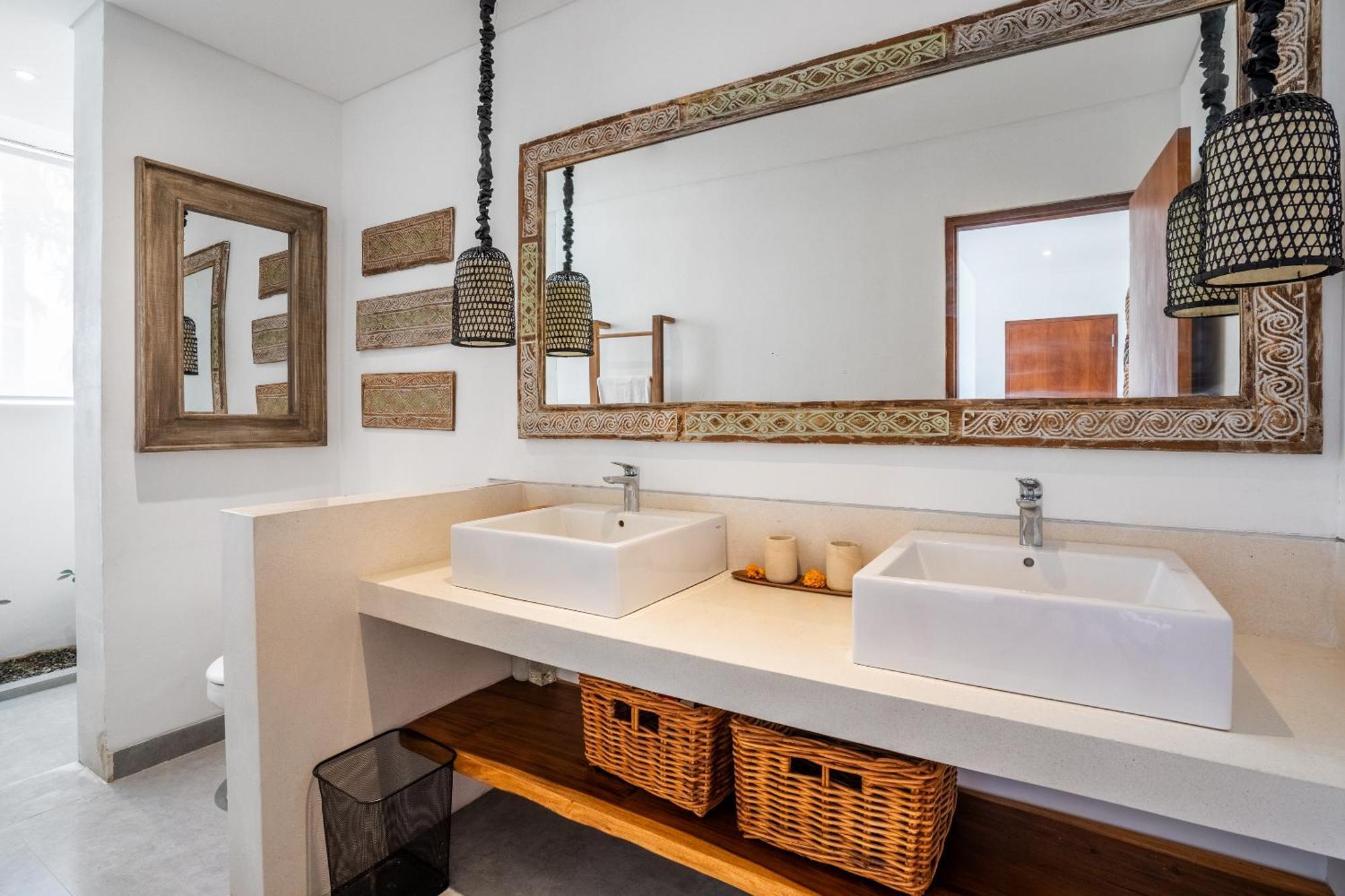 Athos By Ibali Management Seminyak (Bali)
